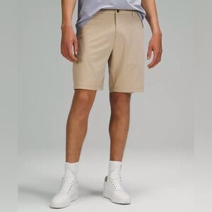 EUC! Lululemon Commission Classic-Fit Short 9" Warpstreme